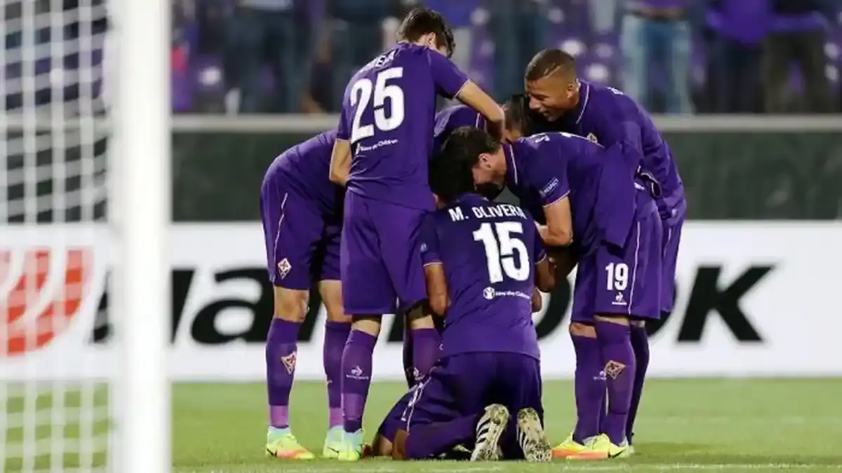 Lini belakang Fiorentina jadi sorotan
